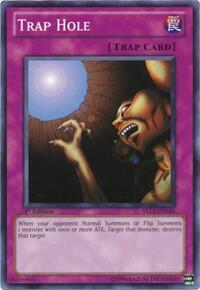 Trap Hole (YS11-EN034) [Starter Deck: Dawn of the Xyz]